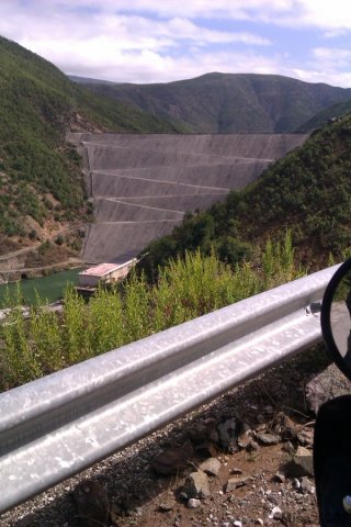 Albánií křížem krážem